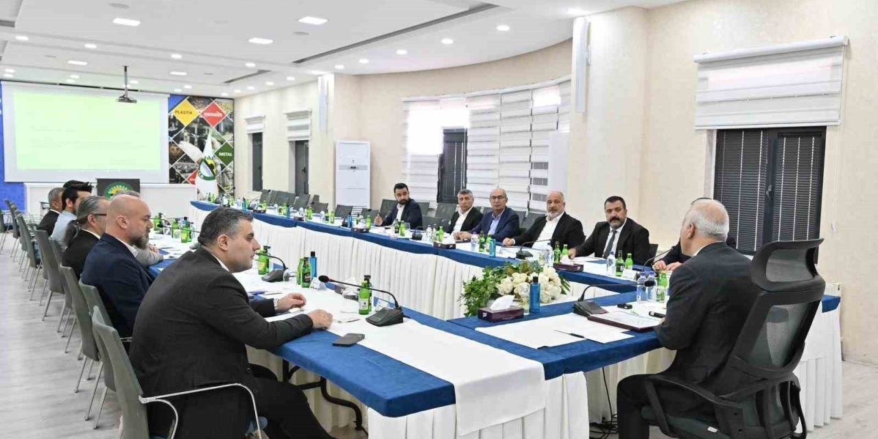 Diyarbakır Osb Yeni Yönetim Ve Müteşebbis Toplantısı Gerçekleşti