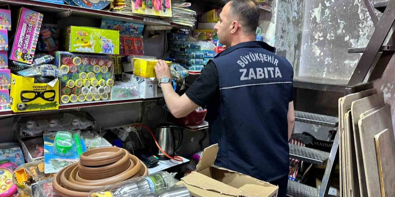 Diyarbakır’da Bayram Öncesi Tatlı, Şekerleme Ve Marketlere Gıda Denetimi