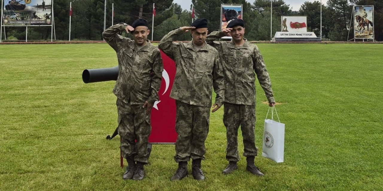 Özel Bireyler İçin Özel Gün: Bir Günlüğüne Asker Oldular