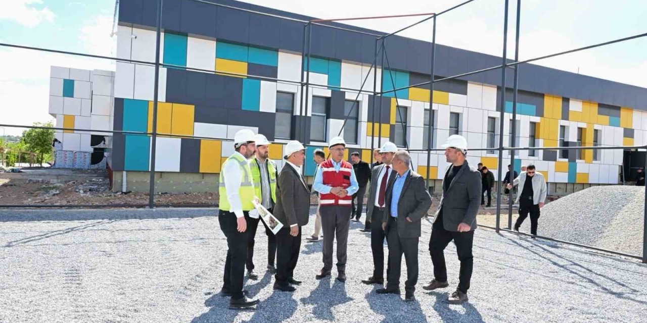 Başkan Er: "çocuk Ve Gençlerimiz İçin Önemli Yatırımları Hayata Geçiriyoruz"