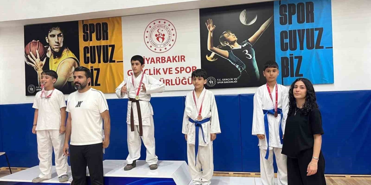 Çermikli Sporcular Madalyalarla Döndü