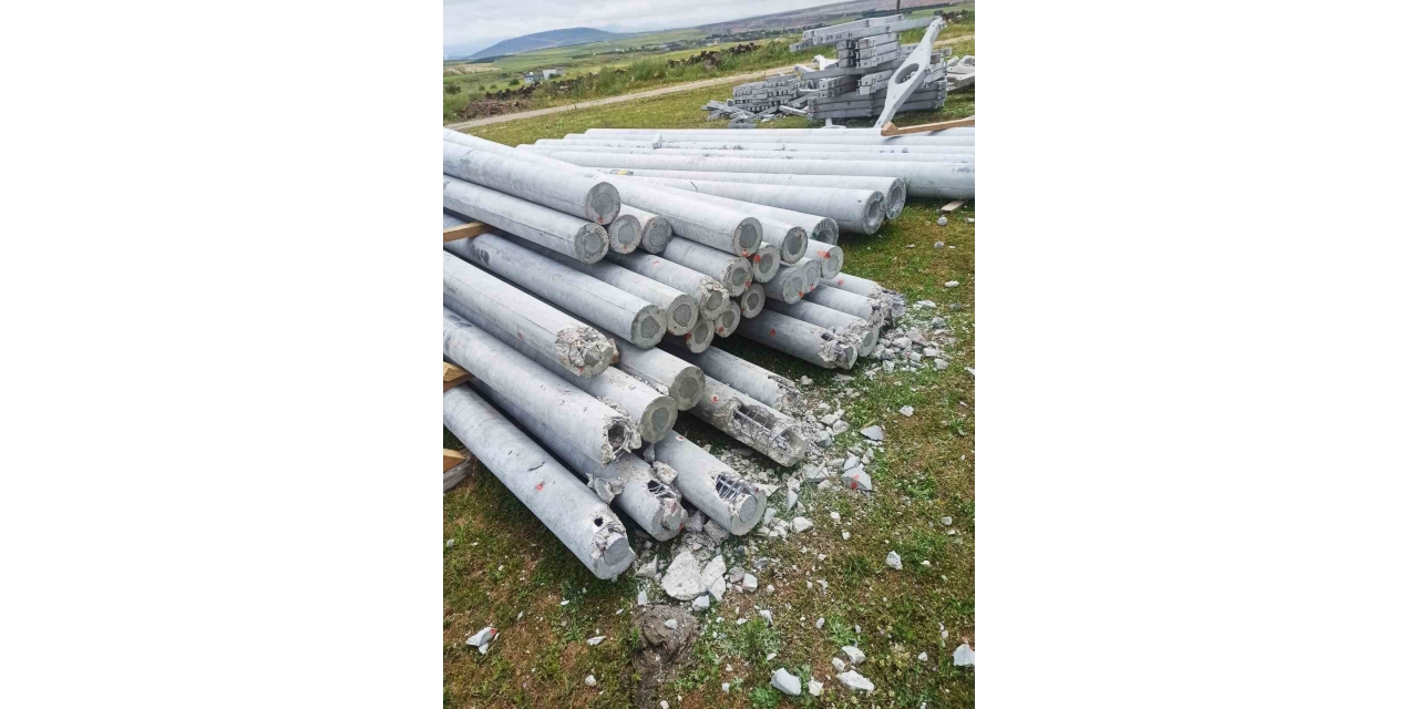 Beton Direkleri Kırdılar, 32 Milyon Liralık Yatırımı Engellediler