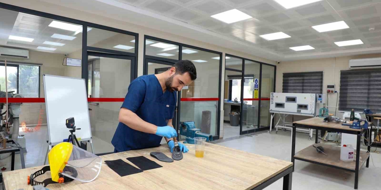 Gaziantep Büyükşehir, Ayak Sağlığı İçin Kişiye Özel Çözüm Sunuyor