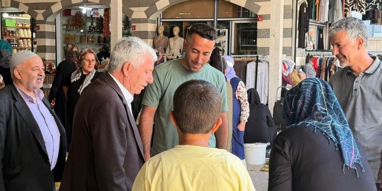 Başkan Karamehmetoğlu Vatandaşlarla Bir Araya Geldi