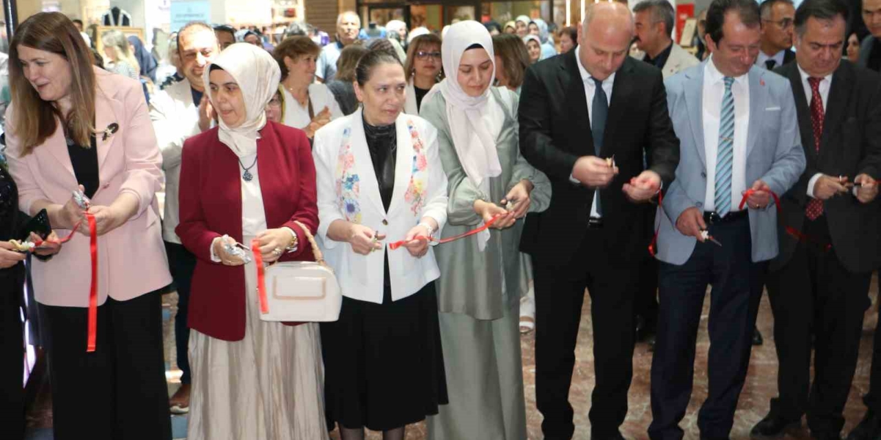 Diyarbakır’da Hayat Boyu Öğrenme Sergisi Açıldı