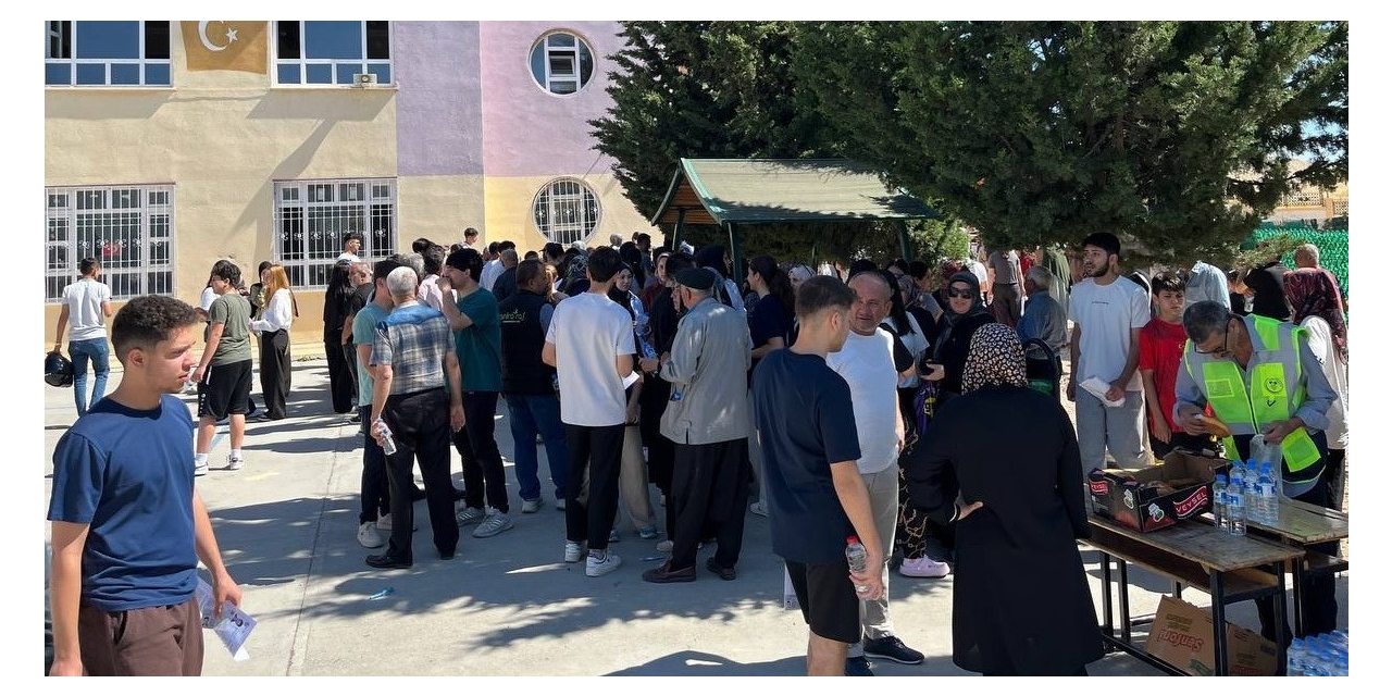 Besni’de Yks Heyecanı Başladı