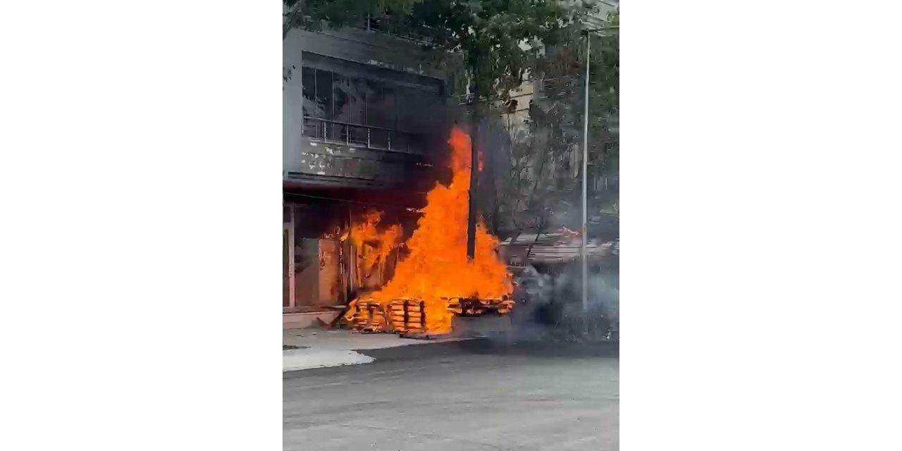 Yangında 5 Kişi Dumandan Etkilendi