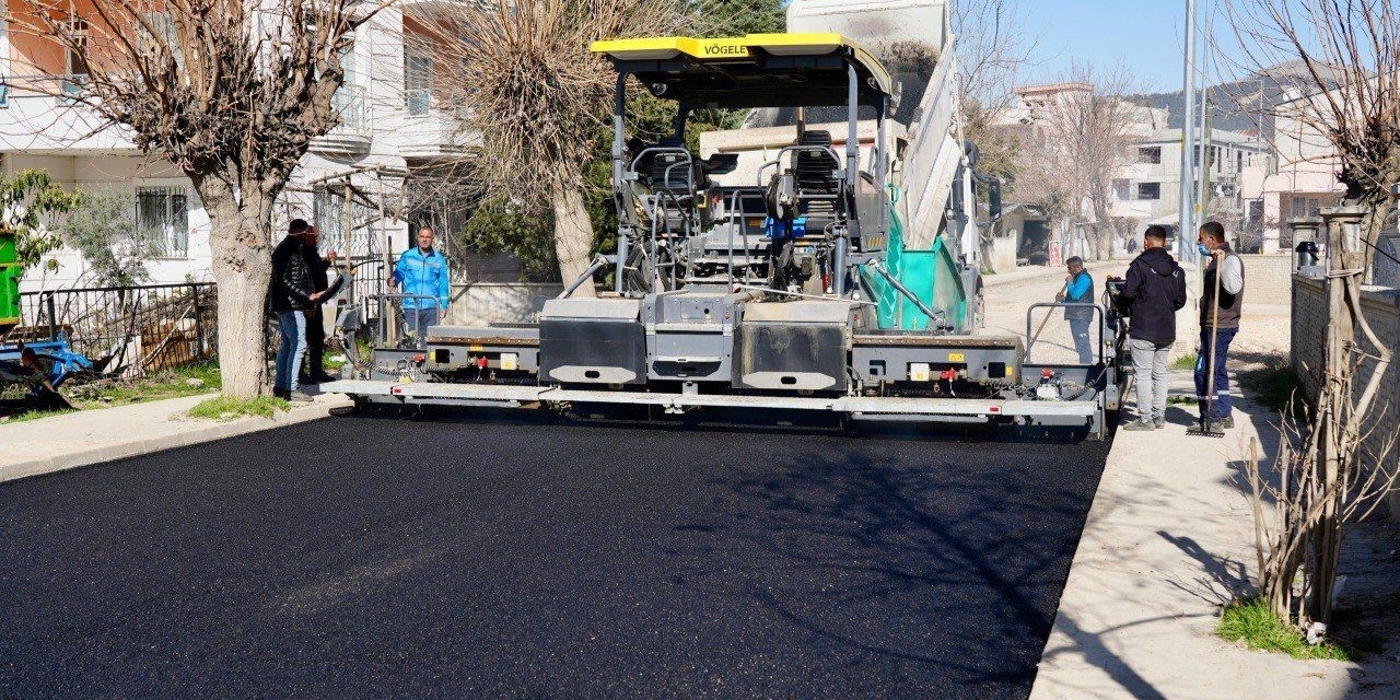 Adıyaman Belediyesi’nden Yoğun Asfalt Mesaisi
