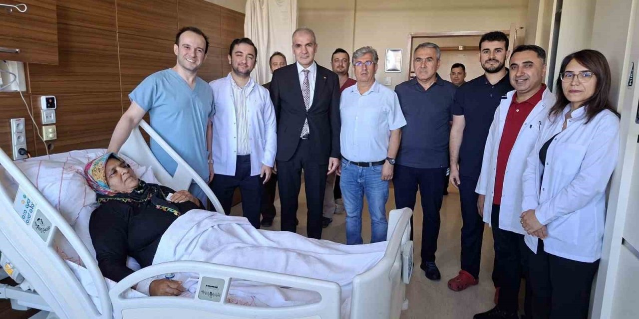 Endoskopik Hipofiz Ameliyatı Multidisipliner Gerçekleştirildi