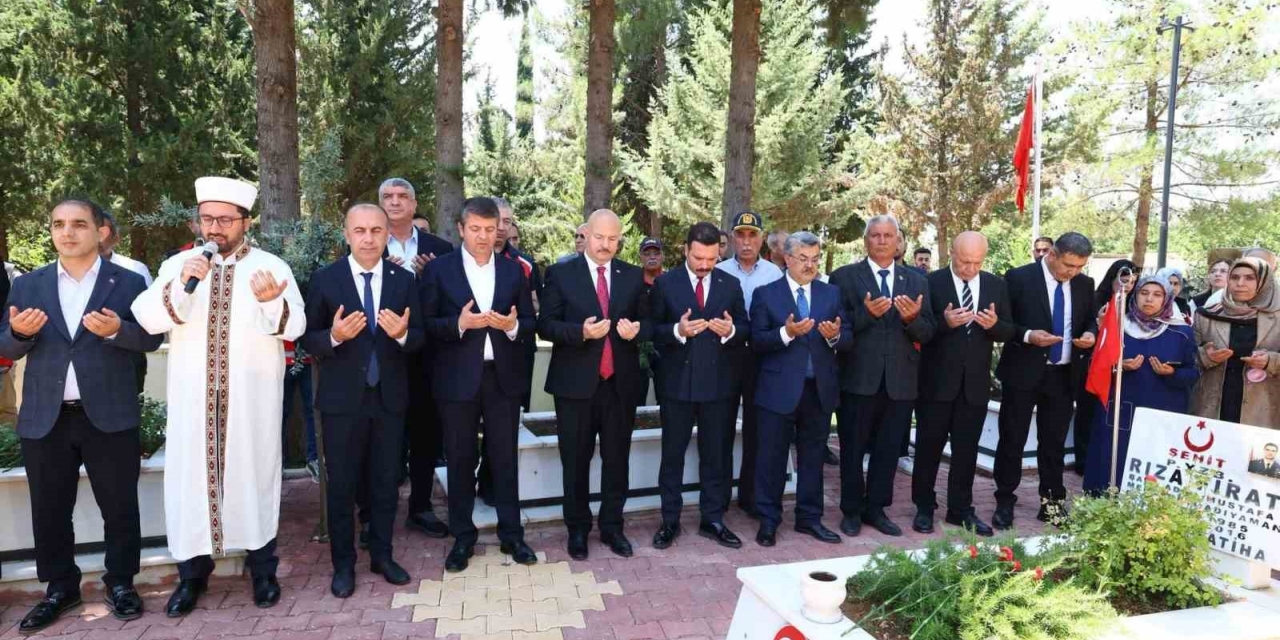 Şehit Aileleri Ve Gaziler Onuruna Yemek Programı Düzenlendi