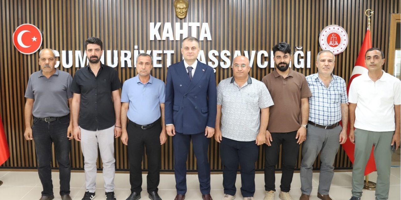 Kahta Gazeteciler Ve Yazarlar Cemiyeti’nden Cumhuriyet Başsavcısı Atalay’a Hayırlı Olsun Ziyareti