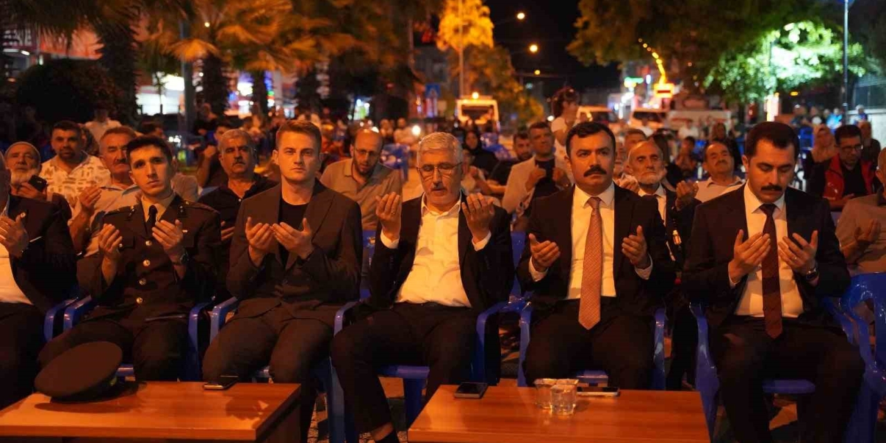 Kahta’da 15 Temmuz Demokrasi Ve Milli Birlik Günü Anma Programı Düzenlendi
