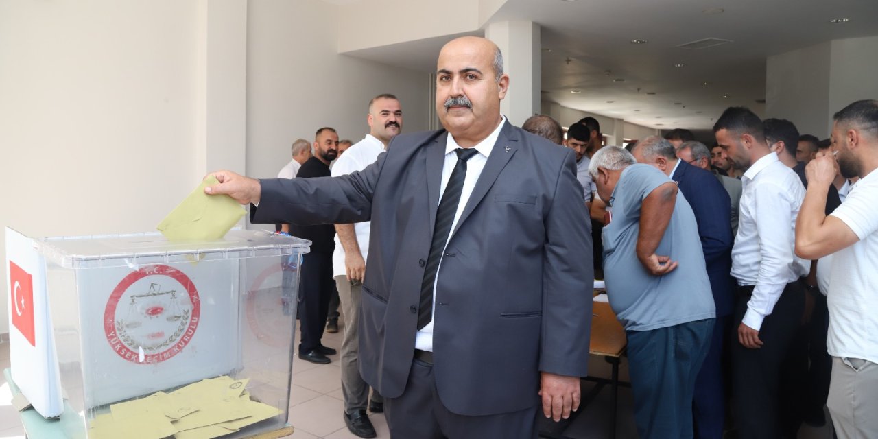 MHP Kâhta İlçe Başkanlığına Haşim Turan Seçildi