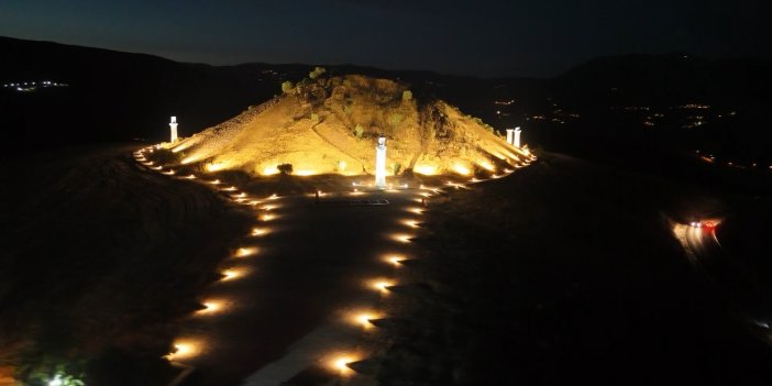 Kraliçeler Mezarlığı Gece De Ziyarete Açıldı