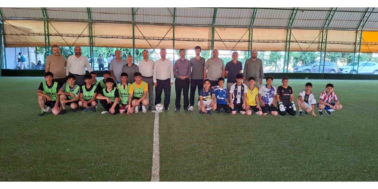 Kahta’da Kur’an Kursları Futbol Turnuvası Başladı