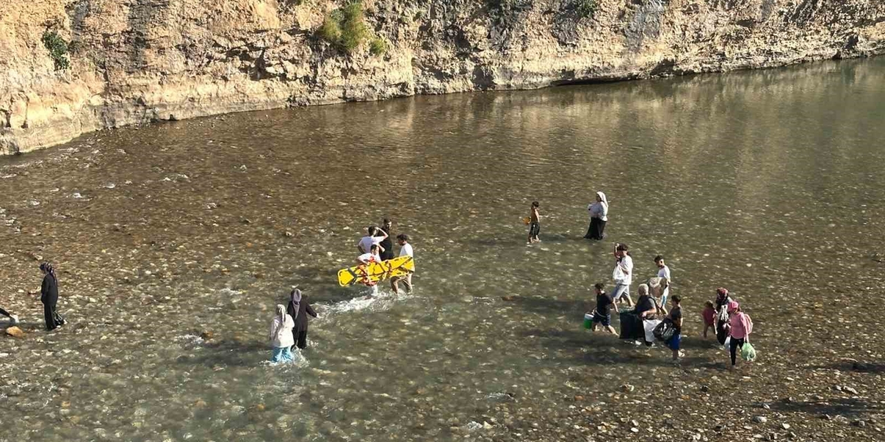 Adıyaman’da Suda Kaybolan Genç Aranıyor