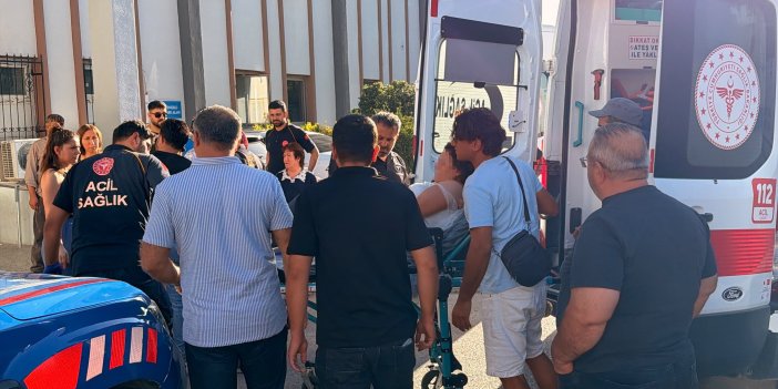 Kahta'da Tur Minibüsü Şarampole Yuvarlandı: 13 Yaralı