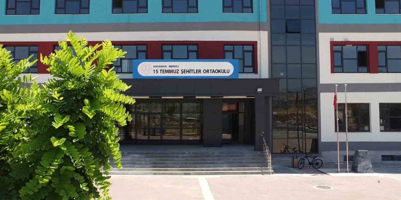Depremde Azalan Derslik Sayısı Yeni Okullarla Arttı