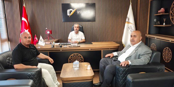 Kahta'da Çerçeve Yasaya Destek: "Huzur ve Kardeşlik Kazanacak"