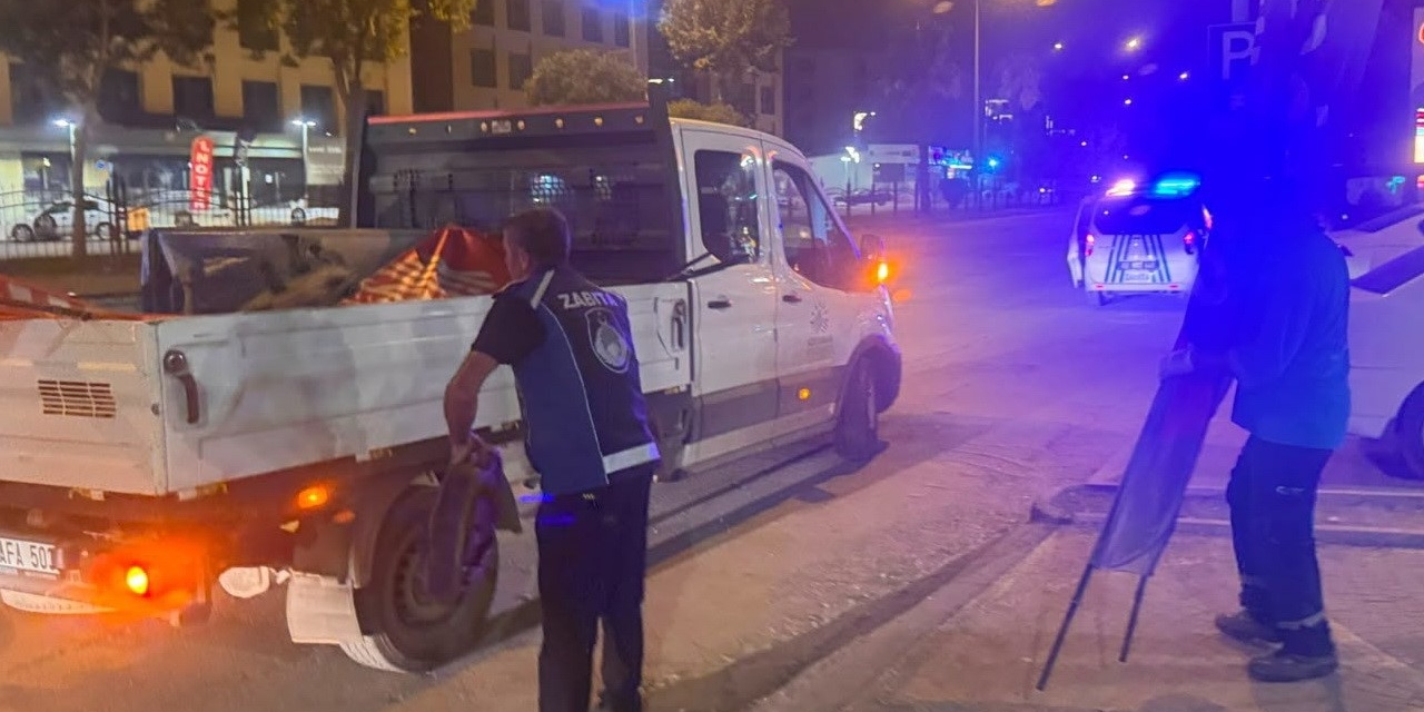 Mevzuata Aykırı Tabela Ve Reklam Panoları Kaldırılıyor