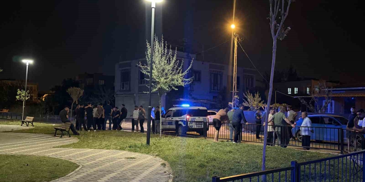 Parkta İki Grup Arasında Kavga