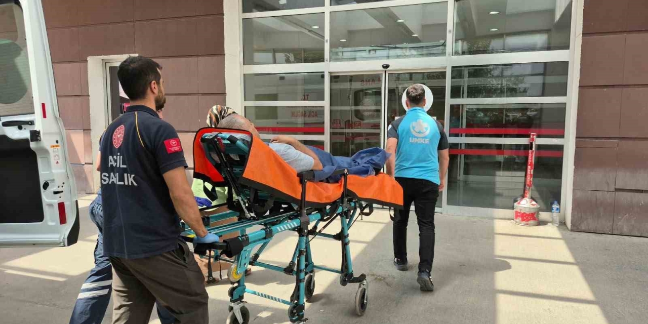 Yol Verme Meselesi Bıçaklı Kavgaya Dönüştü