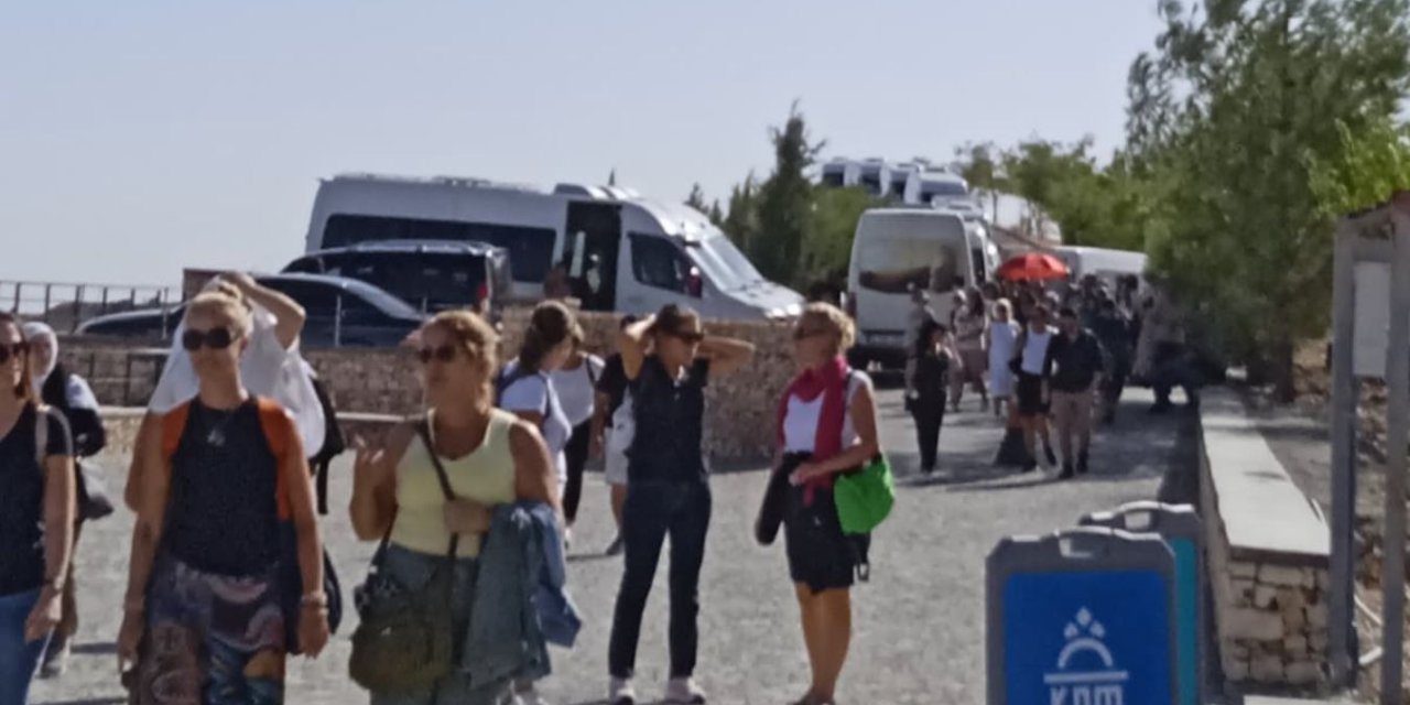 Tarihin Görkemine "Otopark" Gölgesi: Karakuş Tümülüsü’nde Altyapı Krizi