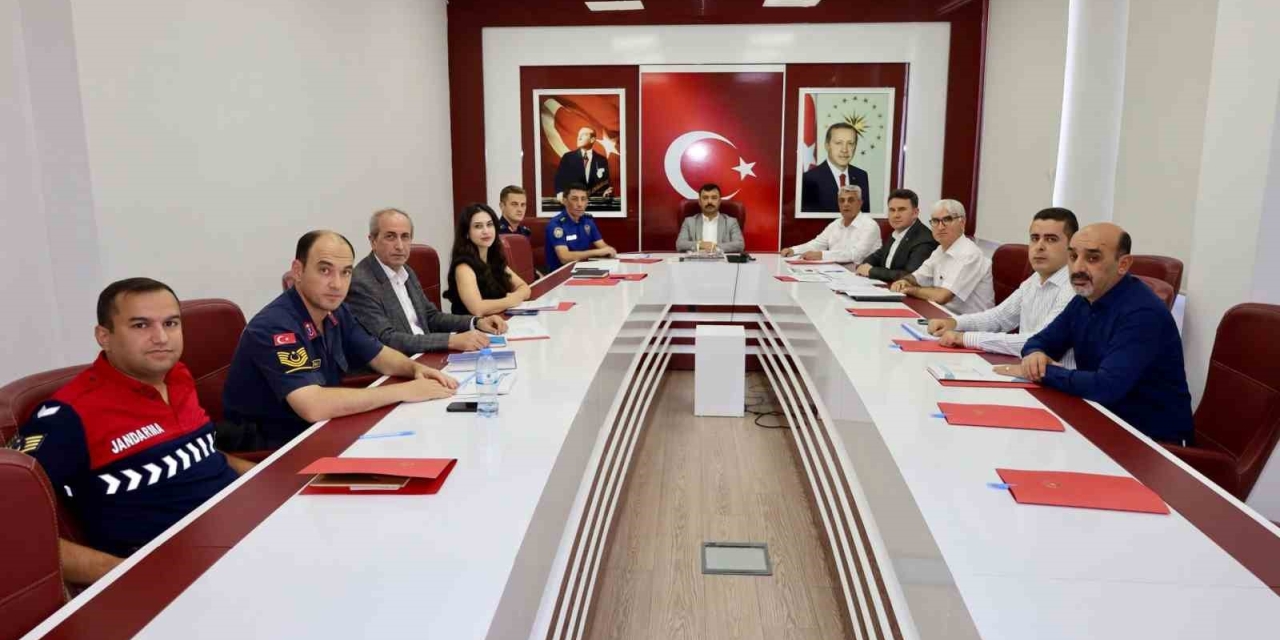 Kahta’da Okul Güvenliği Toplantı Gerçekleştirildi