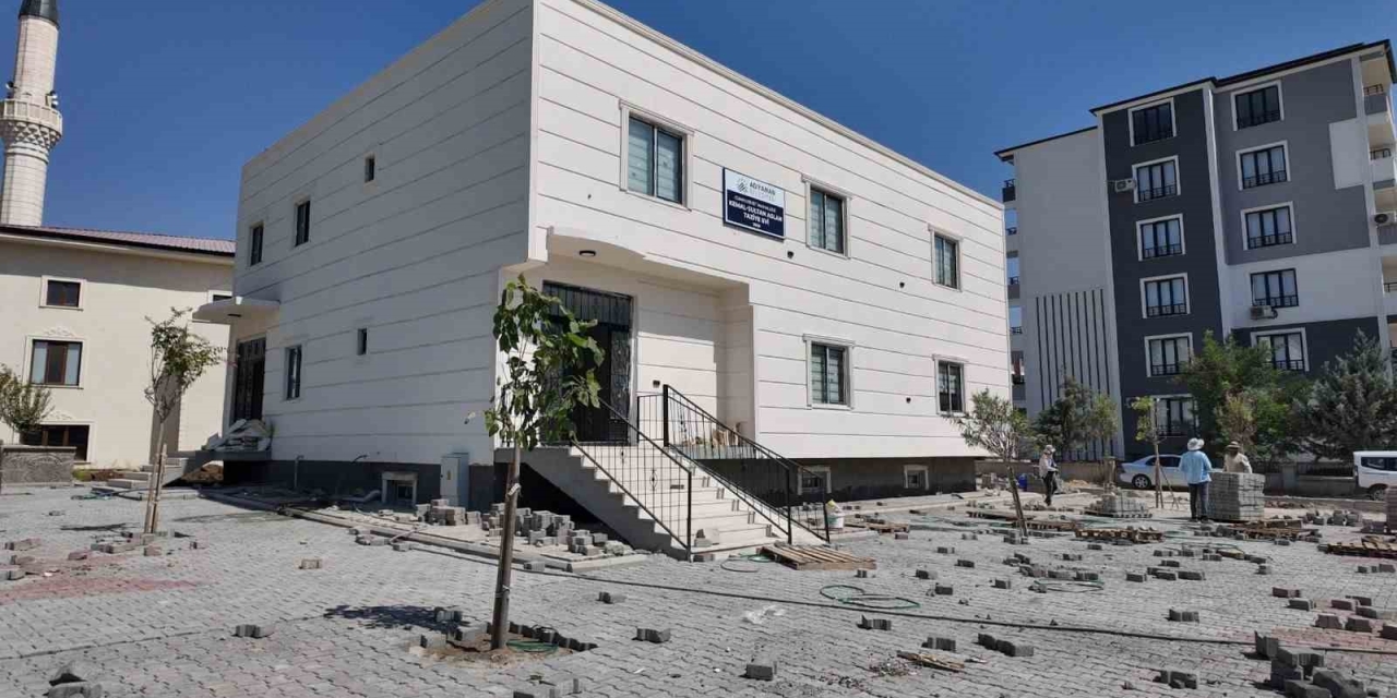 Adıyaman’da Taziye Evi Açılışa Hazırlanıyor