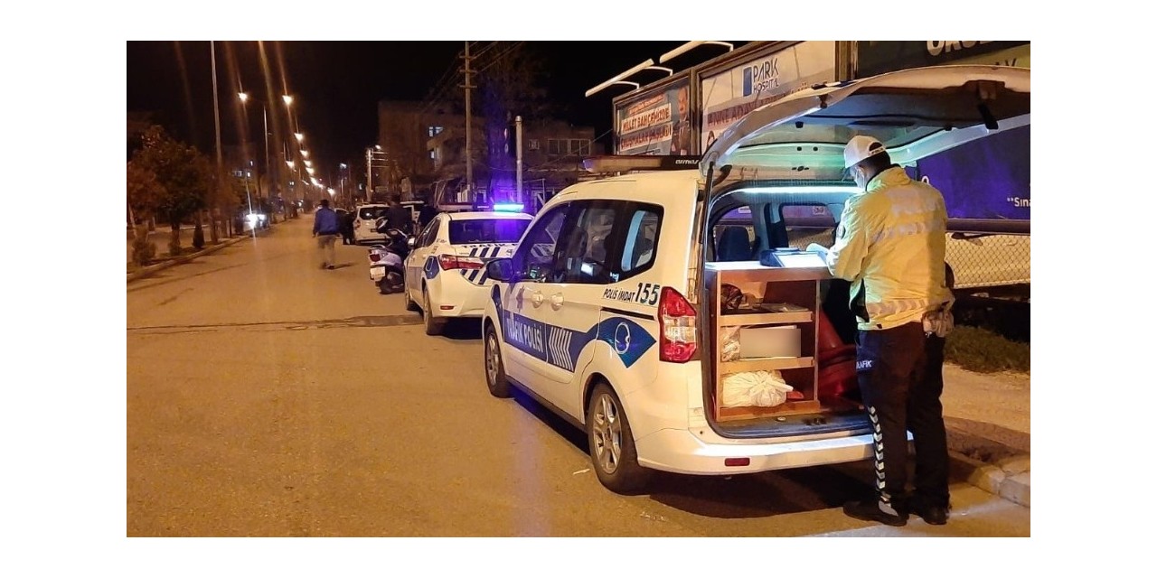 Ehliyetsiz Ve Alkollü Sürücüler Polisten Kaçamadı
