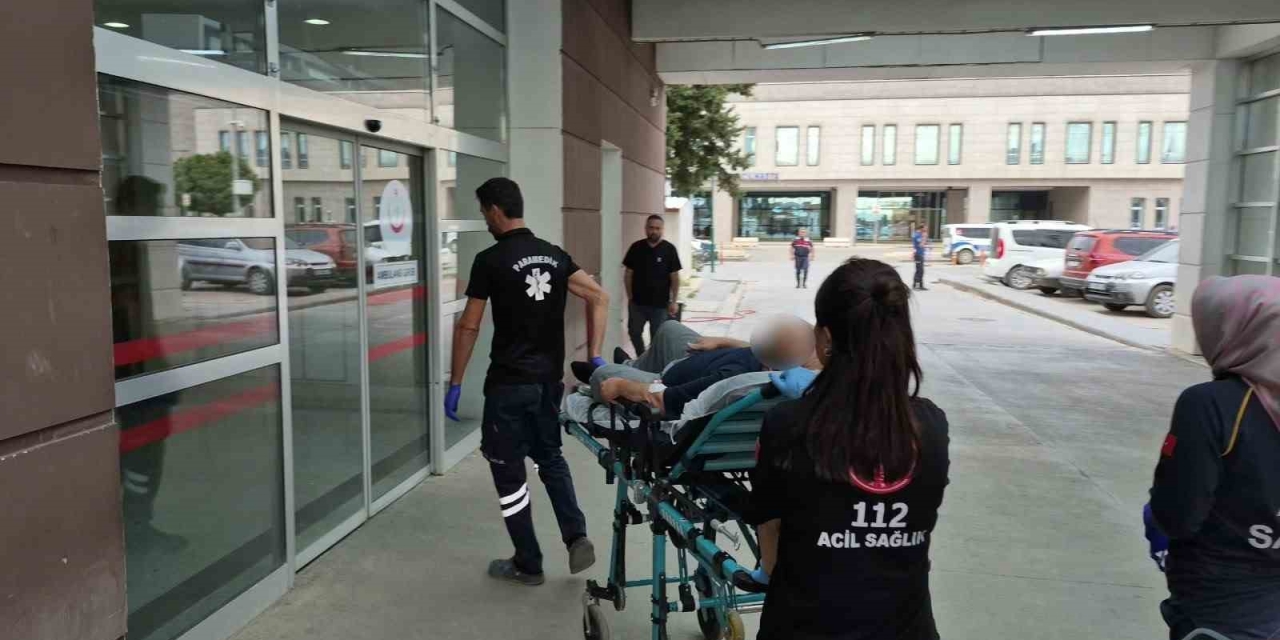 Çok Sayıda İlaç İçen Şahıs Hastaneye Kaldırıldı