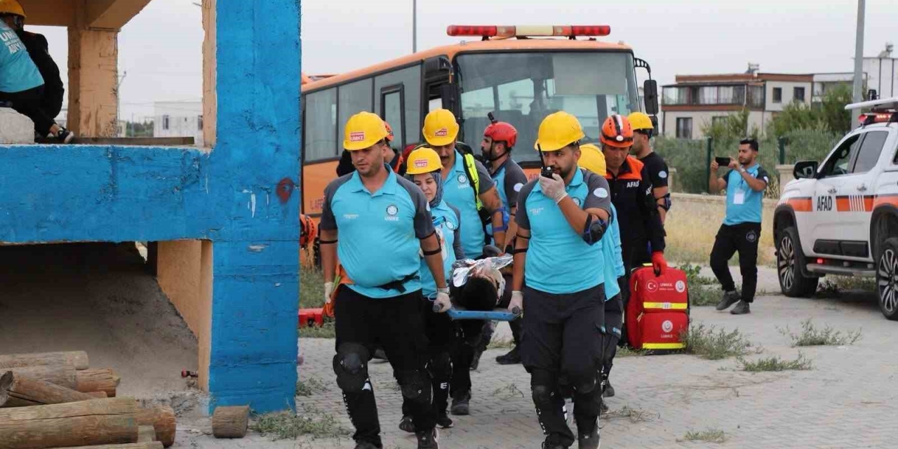Adıyaman’da Umke Ekiplerinden Deprem Tatbikatı