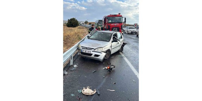 Adıyaman’da Dört Araç Zincirleme Kaza Yaptı: 4 Yaralı