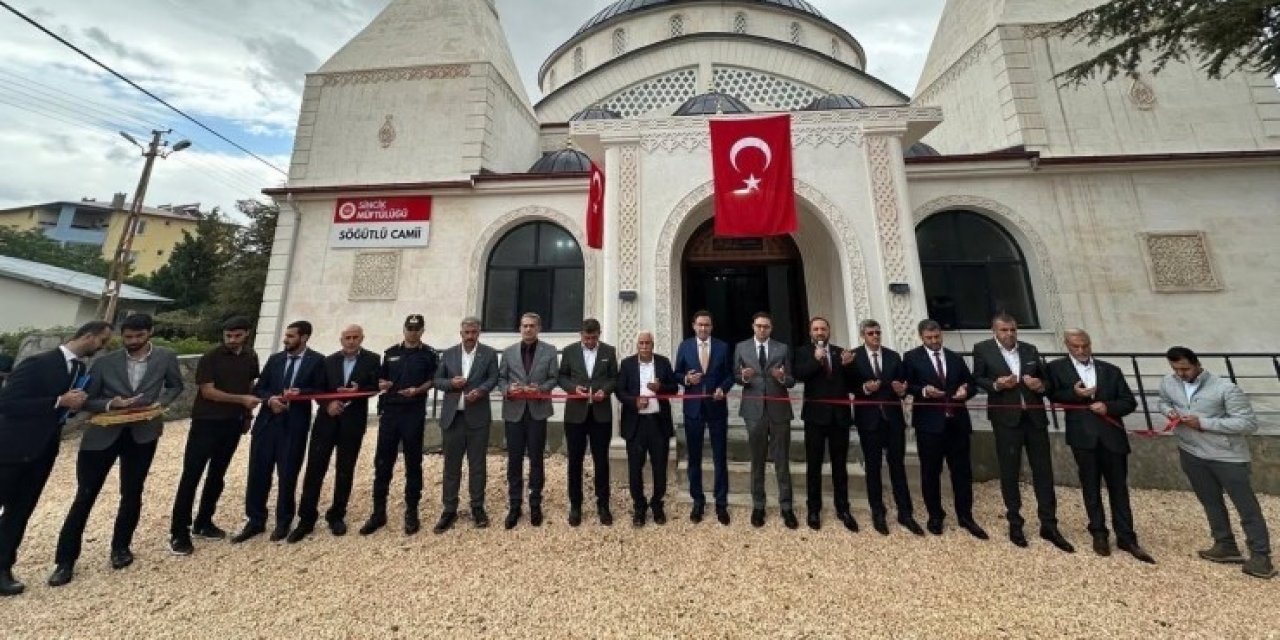 Sincik’te Söğütlü Camii Ve Gençlik Merkezi Dualarla Hizmete Açıldı