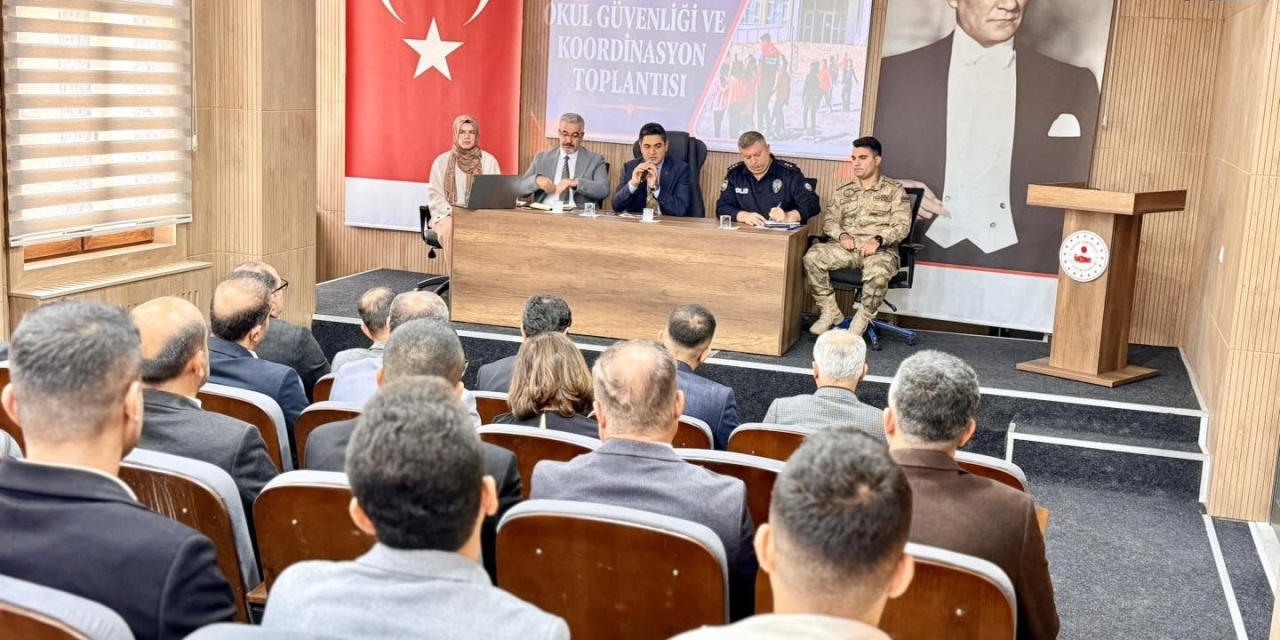 Tut’ta Okul Güvenliği Toplantısı Gerçekleştirildi