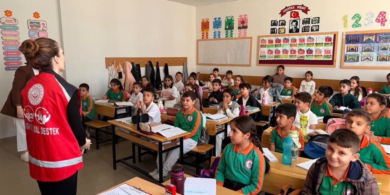 Kahta’da Öğrencilere Akran Zorbalığı Eğitimi Verildi