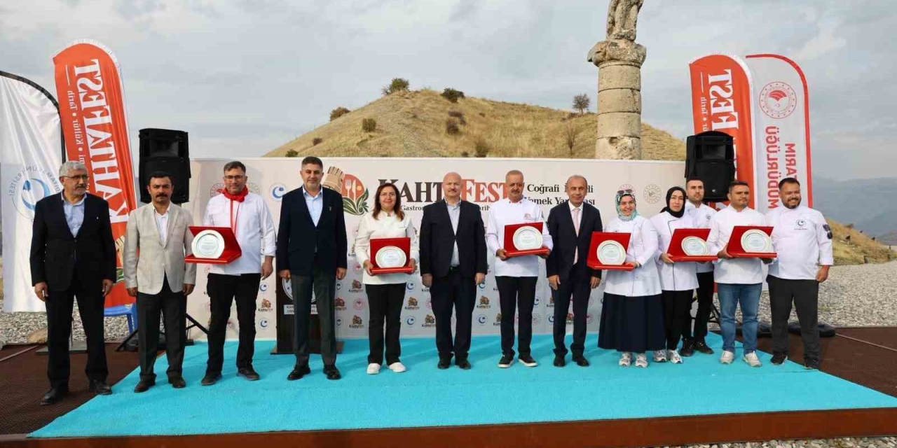 Kahta’nın Yöresel Lezzetleri Kahtafest’te Tanıtıldı