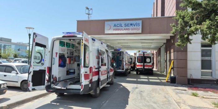 Arkadaşların Bıçaklı Şakalaşması Hastanede Bitti