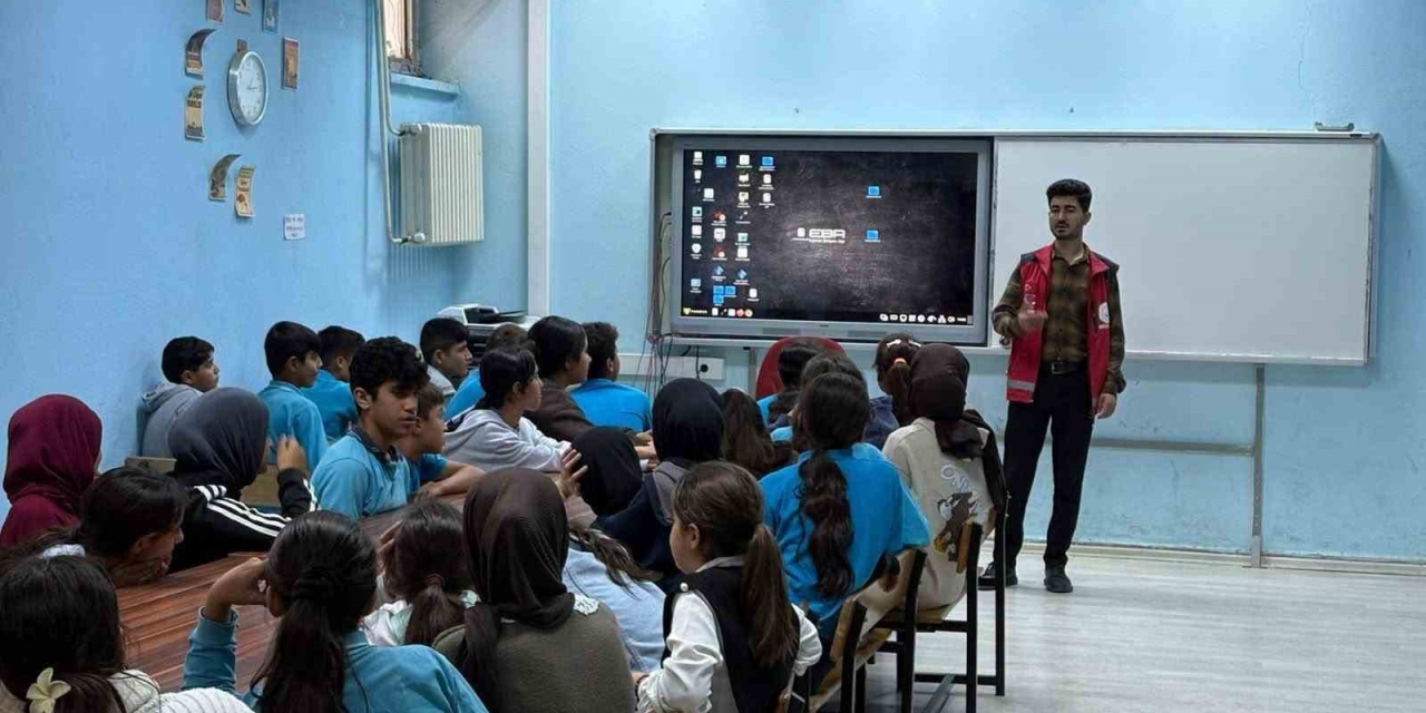 Besni’de Kumar Bağımlılığı Ve Teknoloji Kullanımına Karşı Farkındalık Eğitimi