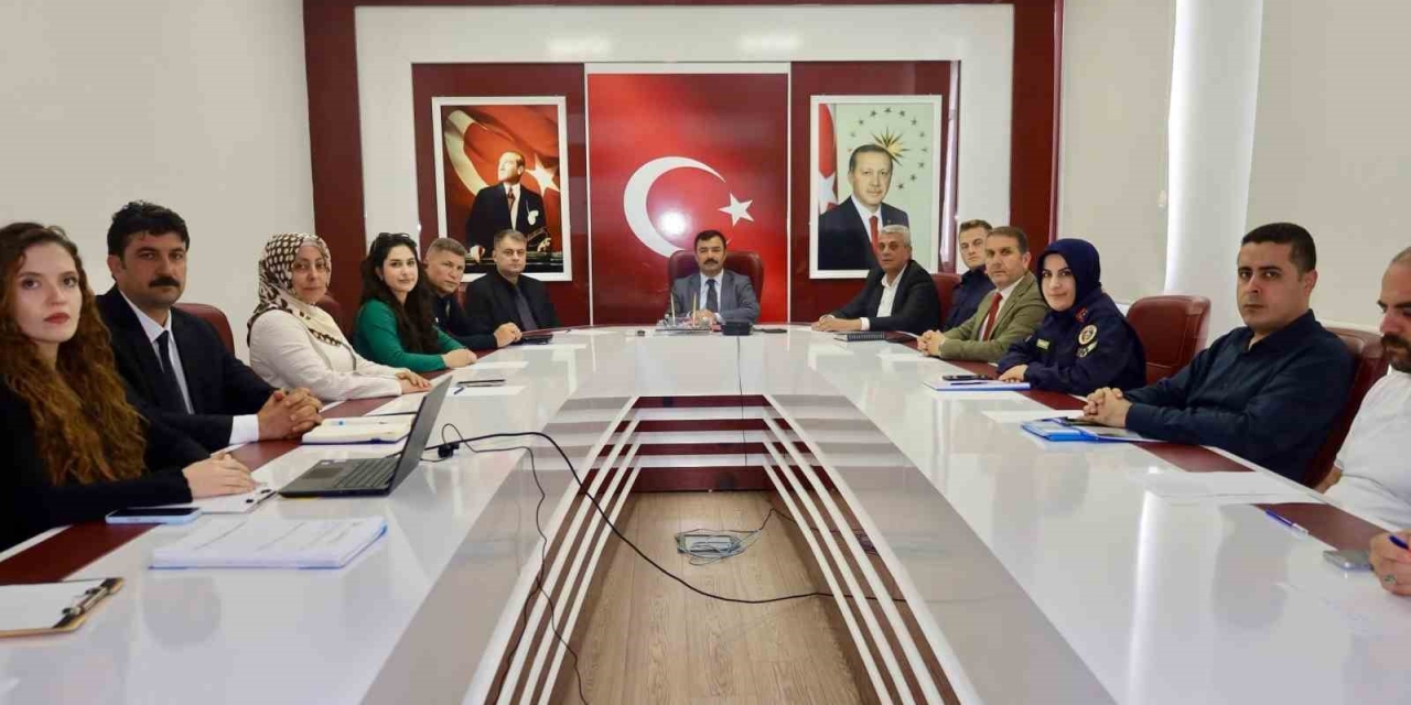 Kahta’da Kadına Yönelik Şiddet Ve Çocukların Korunması Masaya Yatırıldı