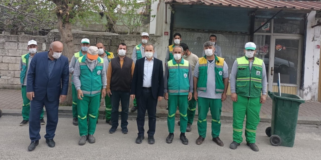 Kılınç’tan Temizlik Personeline Ziyaret