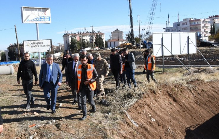 Vali Aykut Pekmez Altınşehir Alt Geçit Projesini İnceledi