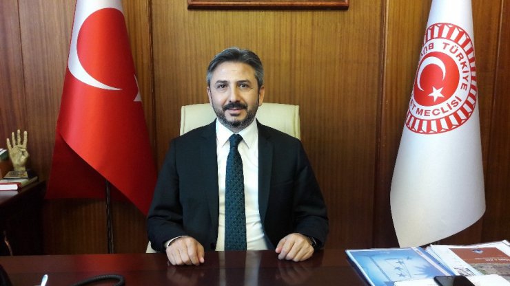 Ahmet Aydın: "400 Yıllık Anıt Çınar Ağacı Kesilmeyecek"