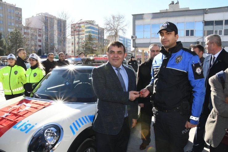 Yeni Polis Araçları Törenle Hizmete Girdi