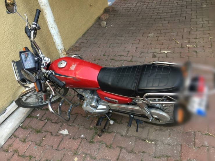 Motosiklet Hırsızları Tutuklandı