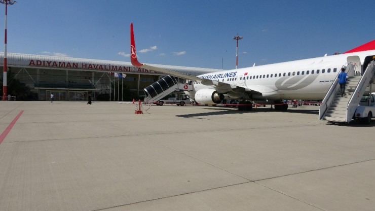 Adıyaman’a 70 Gün Aradan Sonra İlk Uçuş