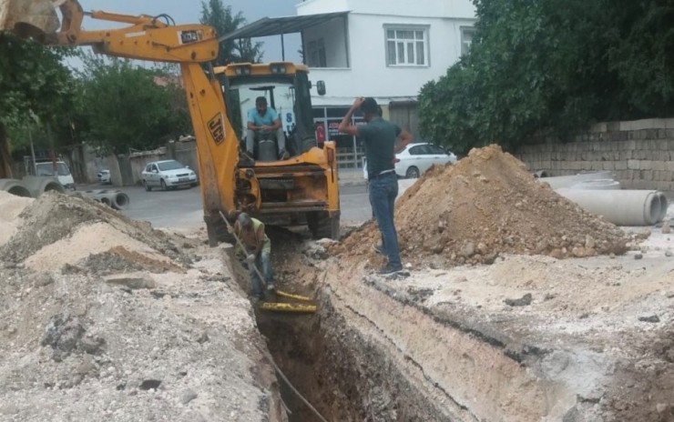 Mehmet Akif Mahallesinin Altyapısı Yenileniyor