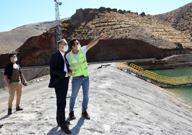 Vali Çuhadar’dan Bakır Madeninde İnceleme