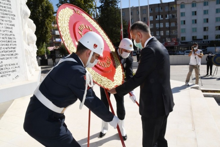 Adıyaman’da 30 Ağustos Zafer Bayramı Törenle Kutlandı