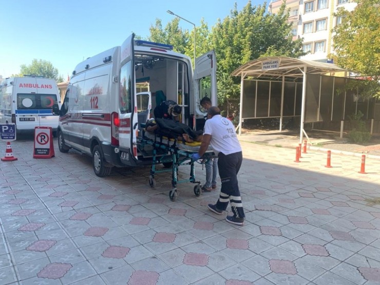 Adıyaman’da Trafik Kazası: 2 Yaralı